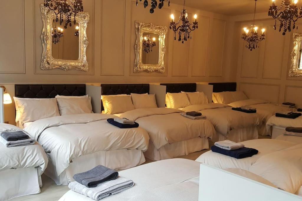The V.I.P Suite - Sleeps 24! Best For Large Groups 리버풀 외부 사진